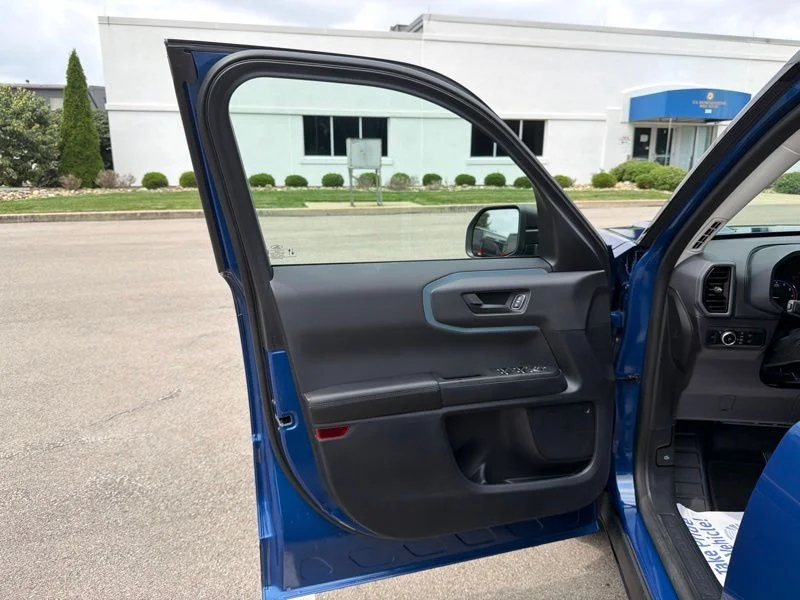 Used 2024 Blue Ford Badlands image 17