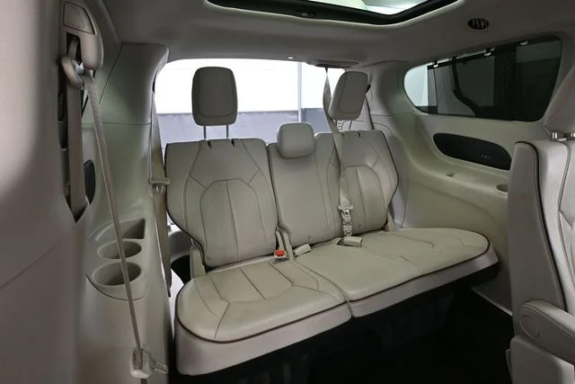 2020 Chrysler Pacifica Limited - Photo 45