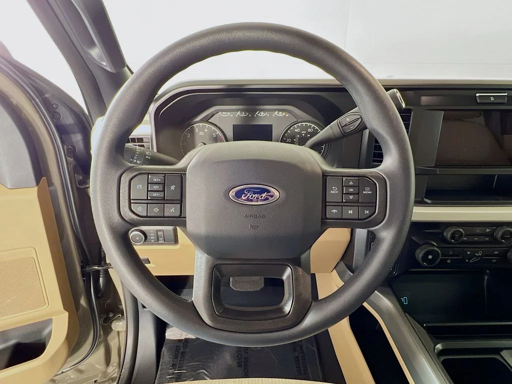 New 2026 Marsh Gray Ford XLT image 8