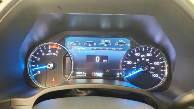 Used 2022 Gray Metallic Ford Lariat image 12