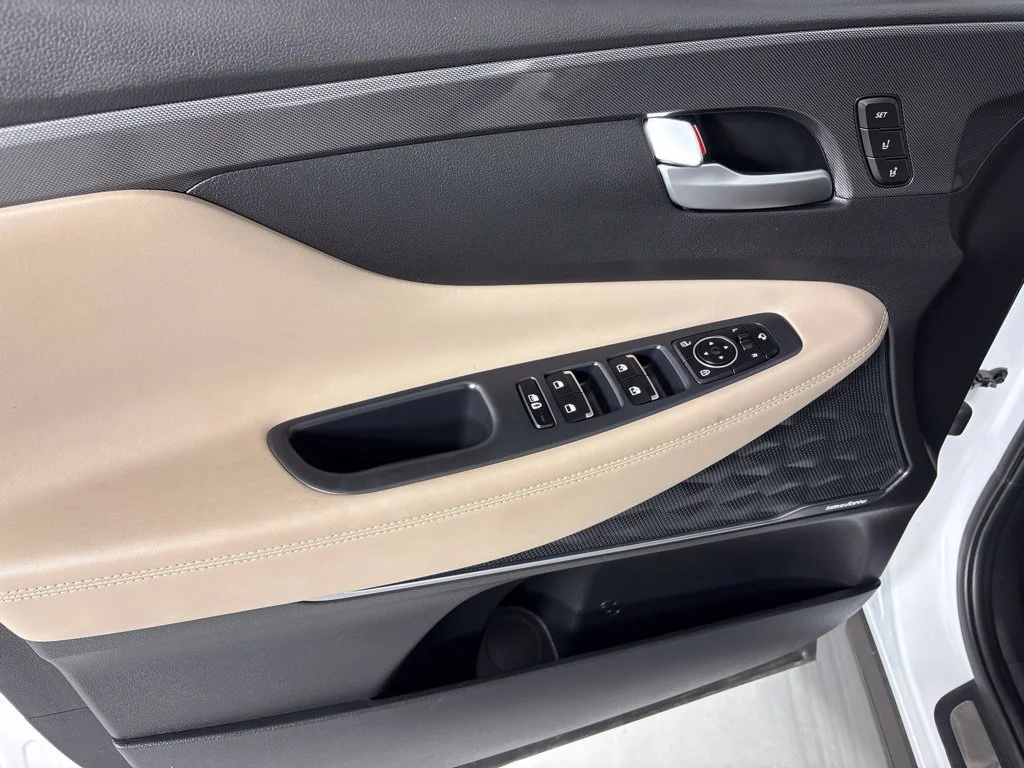 Used 2023 White Hyundai Limited image 29