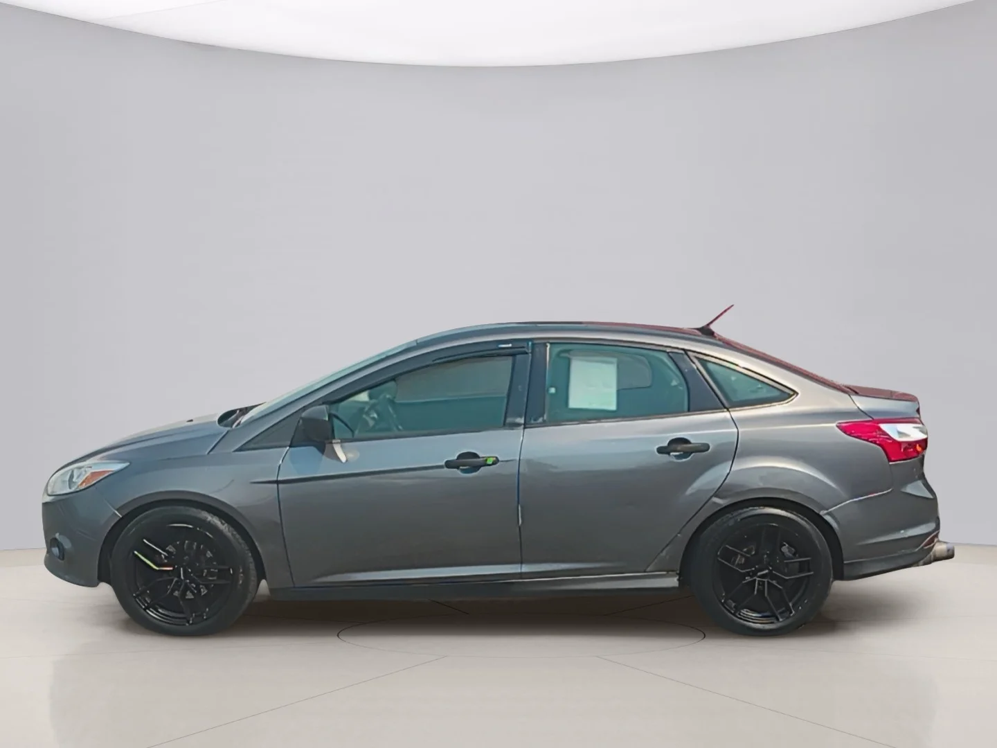 Used 2014 Gray Ford S SEDAN image 2