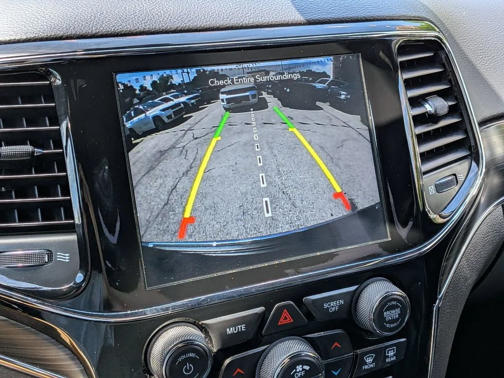 Used 2020 Blue Jeep Limited image 21