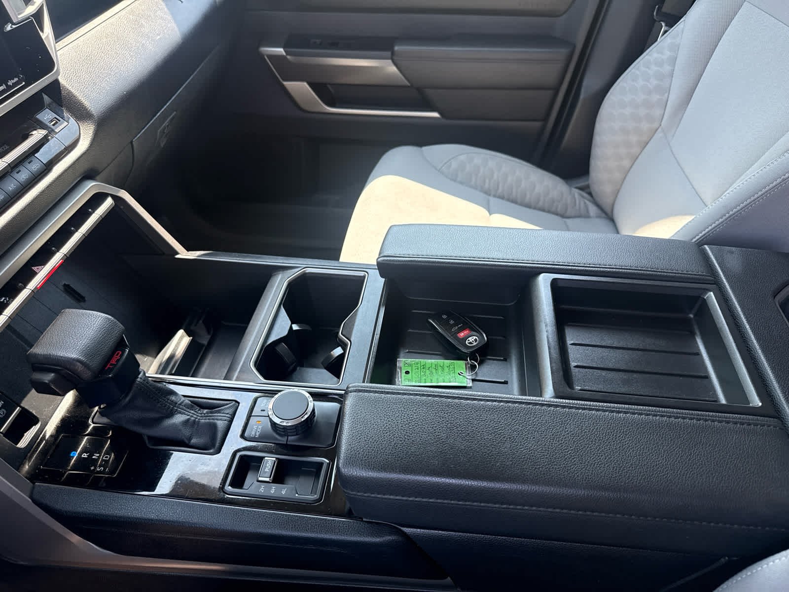 Used 2022 Gray Toyota SR5 image 19