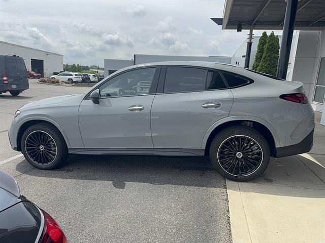 New 2026 MANUFAKTUR Alpine Grey Mercedes-Benz GLC 300 4MATIC® image 2