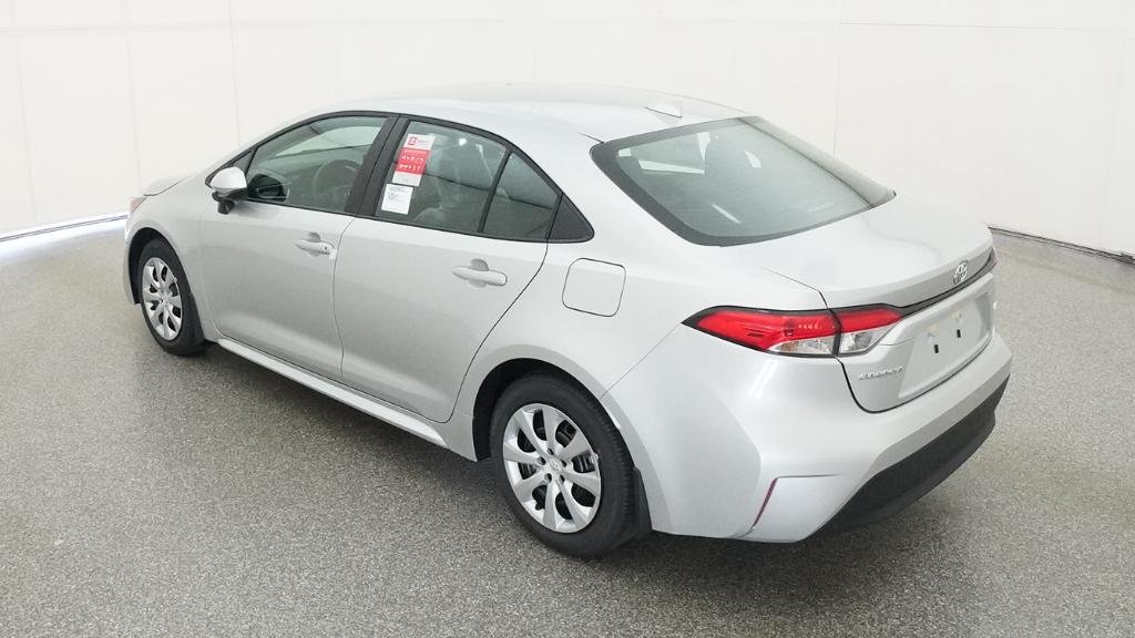 New 2026 Classic Silver Metallic Toyota LE image 21