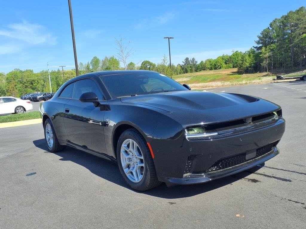 New 2025 Diamond Black Crystal Pearlcoat Dodge R/T image 3