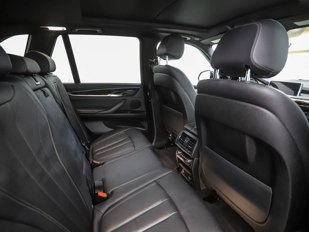 Used 2018 Space Gray Metallic BMW xDrive35i image 26