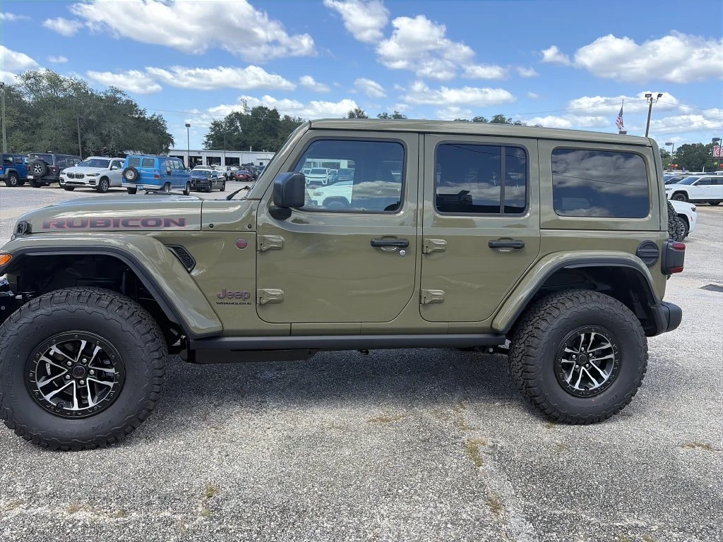 New 2027 41 Paint Jeep Rubicon X image 3