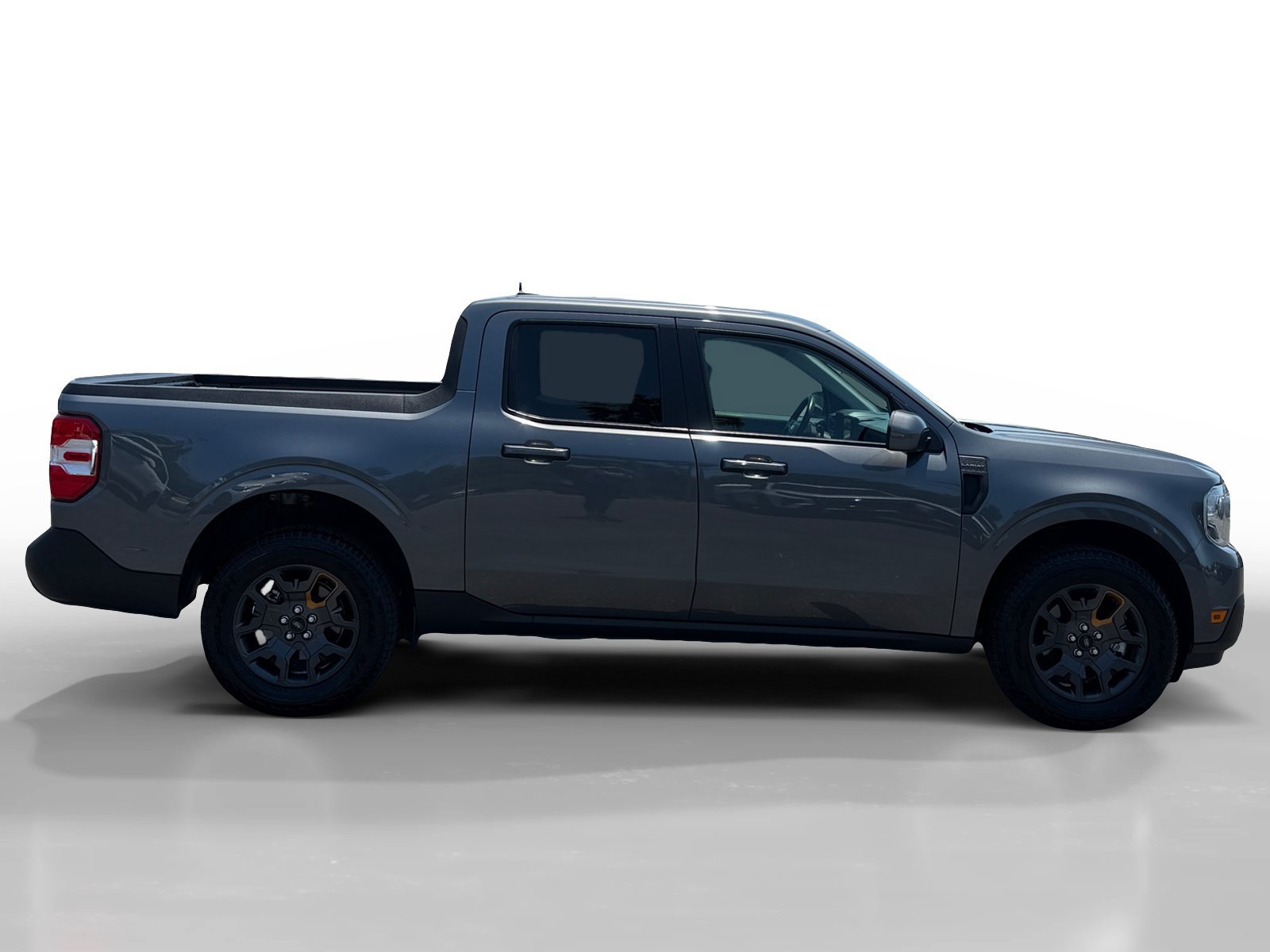 Used 2023 Carbonized Gray Metallic Ford Lariat image 6