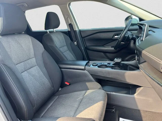 Used 2024 Silver Nissan SV image 15