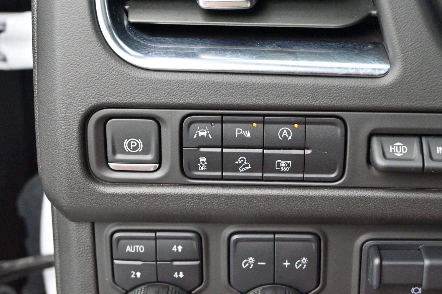 Used 2024 Summit White Chevrolet Premier image 27