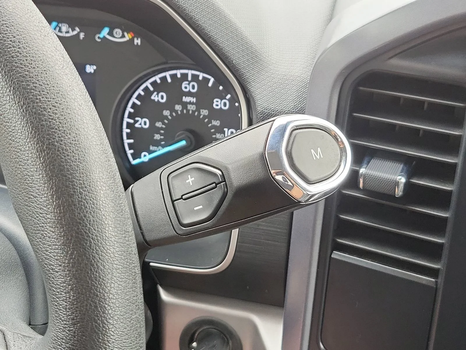 2023 Ford F-150 XL - Photo 16