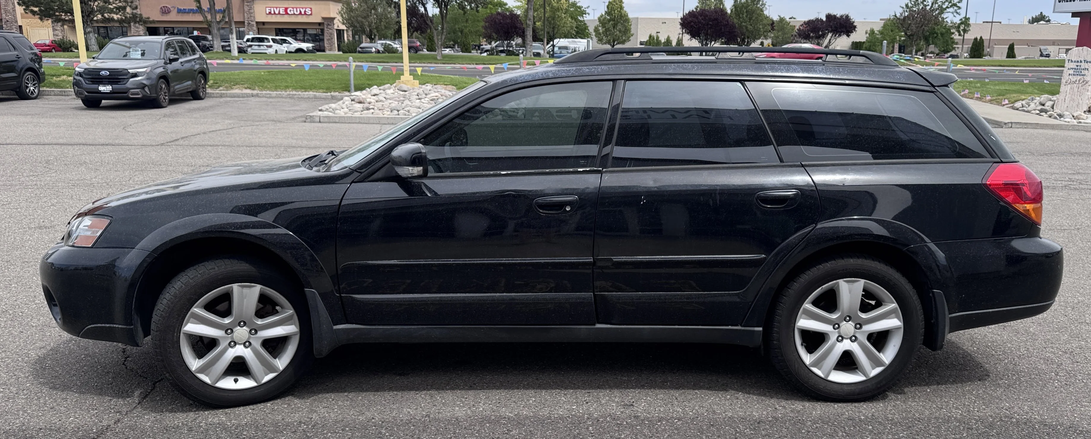 Used 2005  Subaru Outback XT Ltd image 5