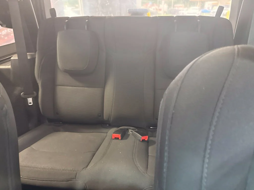 Used 2019 Gray Jeep Sport S image 17