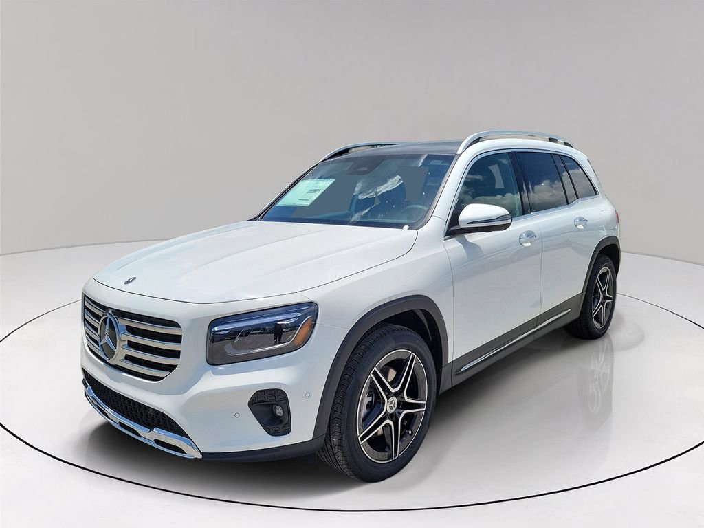 New 2026 White Mercedes-Benz GLB 250 image 3