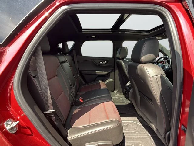 Used 2019 Red Chevrolet RS image 10