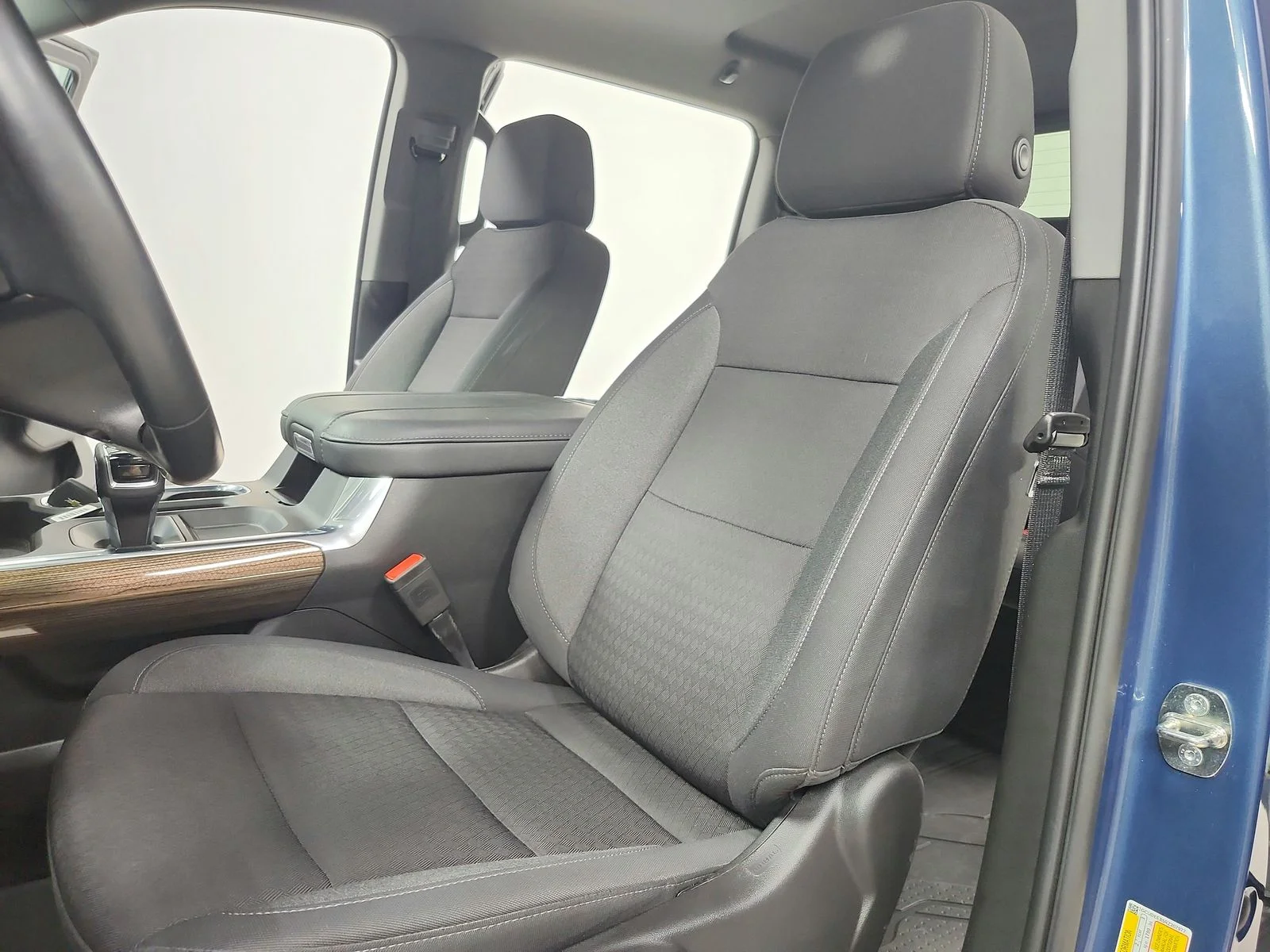 Used 2024 Blue Chevrolet RST image 20