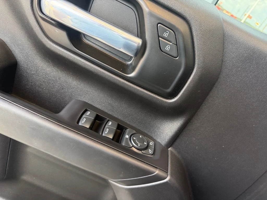 Used 2021 Gray Chevrolet Custom image 12