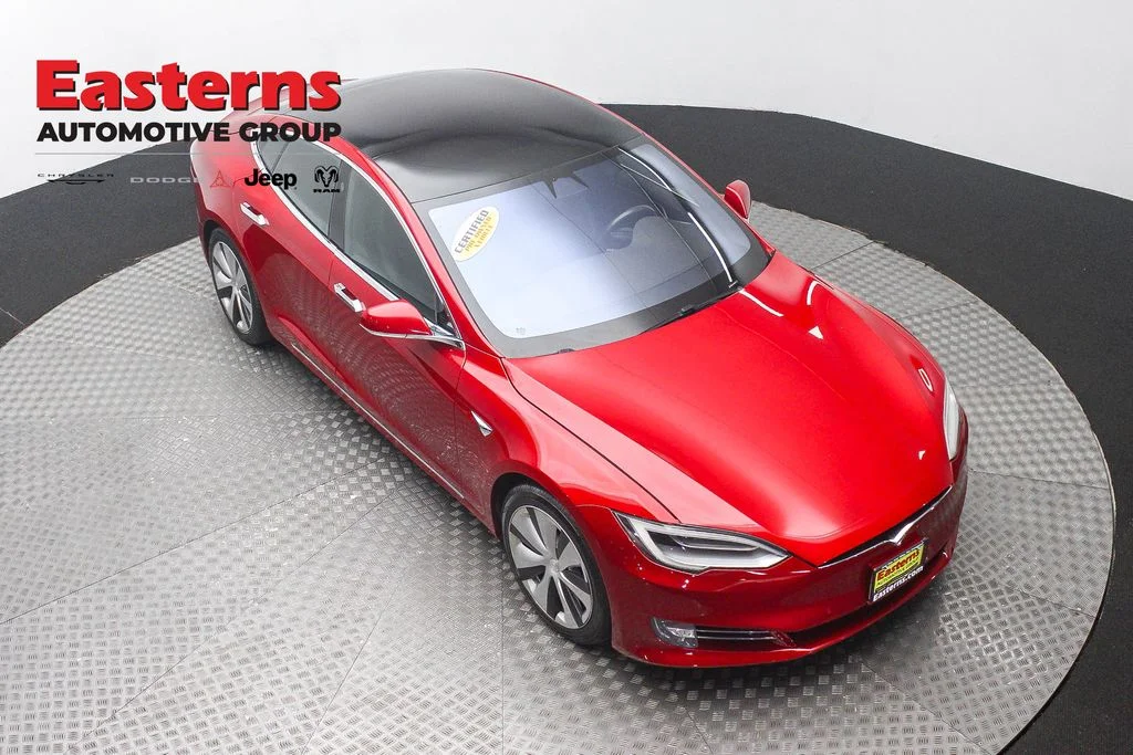 Used 2020 Red Tesla Long Range Plus image 3