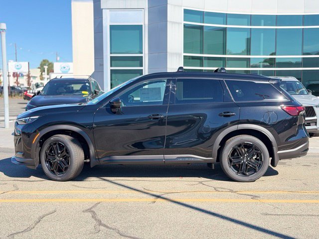 New 2027 Mineral INFINITI Sport AWD image 3
