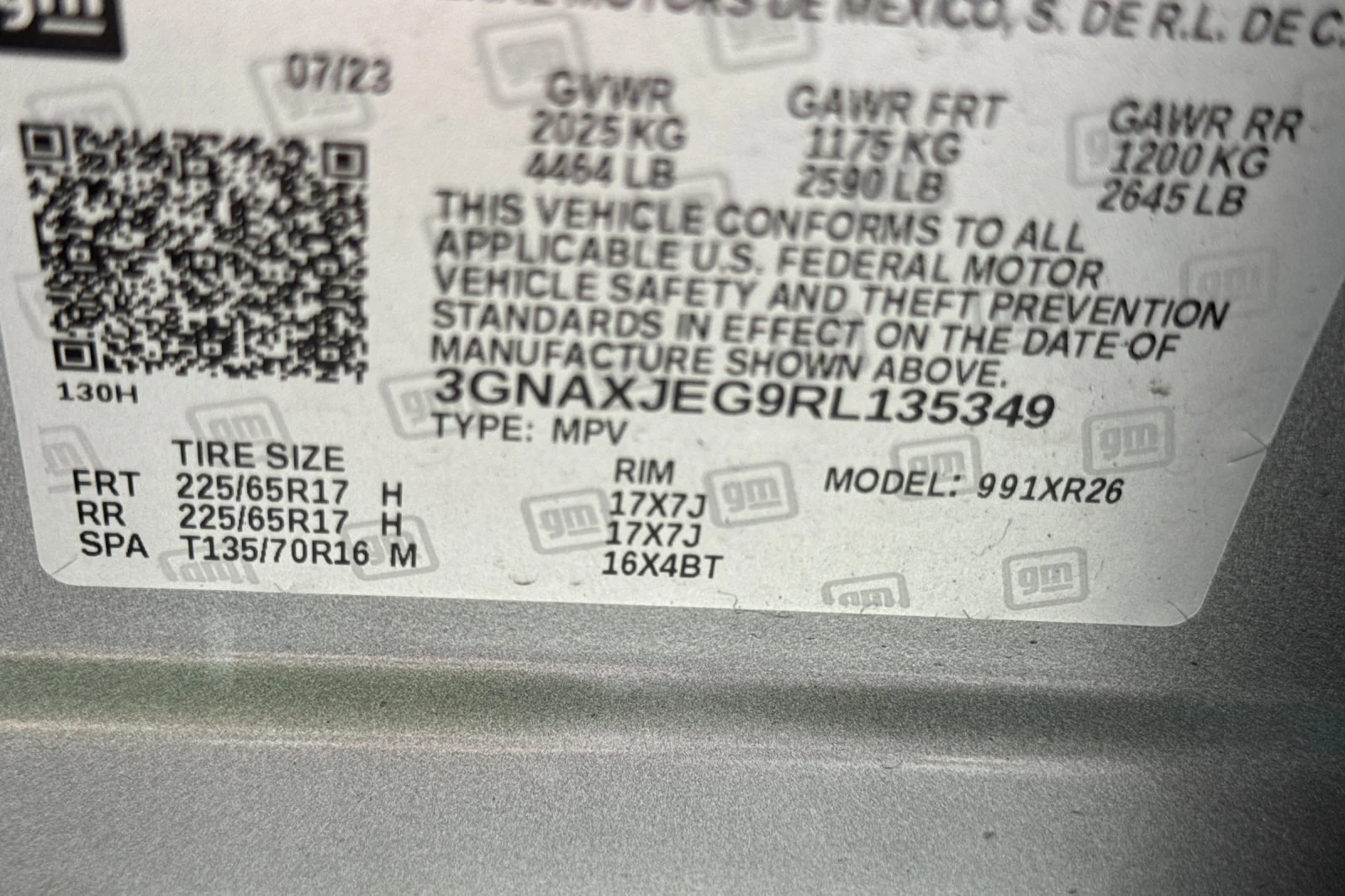 Used 2024 Sterling Gray Metallic Chevrolet LT image 29