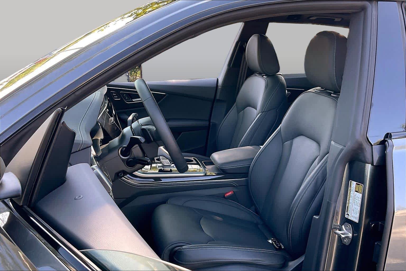 Used 2026 Daytona Gray Pearl Effect Audi Prestige image 7