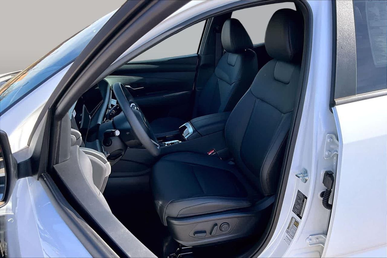 New 2026 Atlas White Hyundai SEL image 9