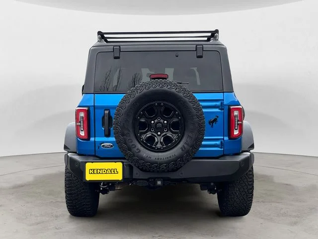 Used 2023 Velocity Blue Metallic Ford Wildtrak image 4