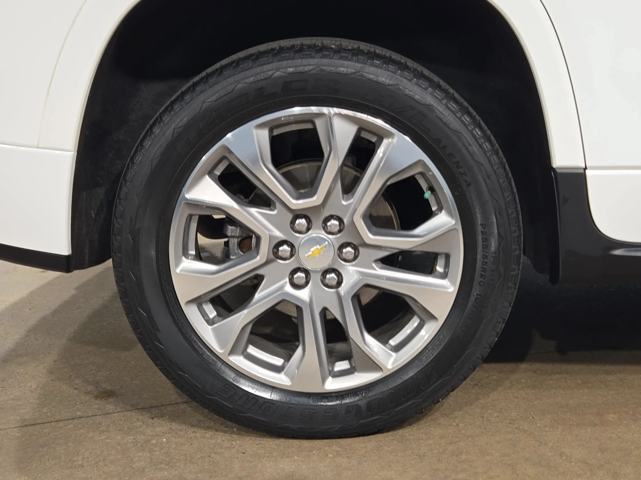 Used 2019 Summit White Chevrolet Premier image 17
