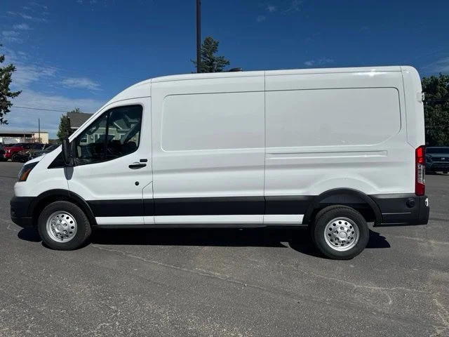 New 2026 Oxford White Ford Cargo Van image 7