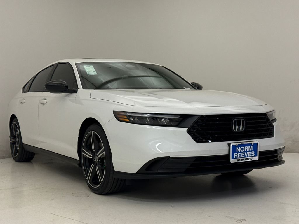 New 2026 Platinum White Pearl Honda Sport image 4