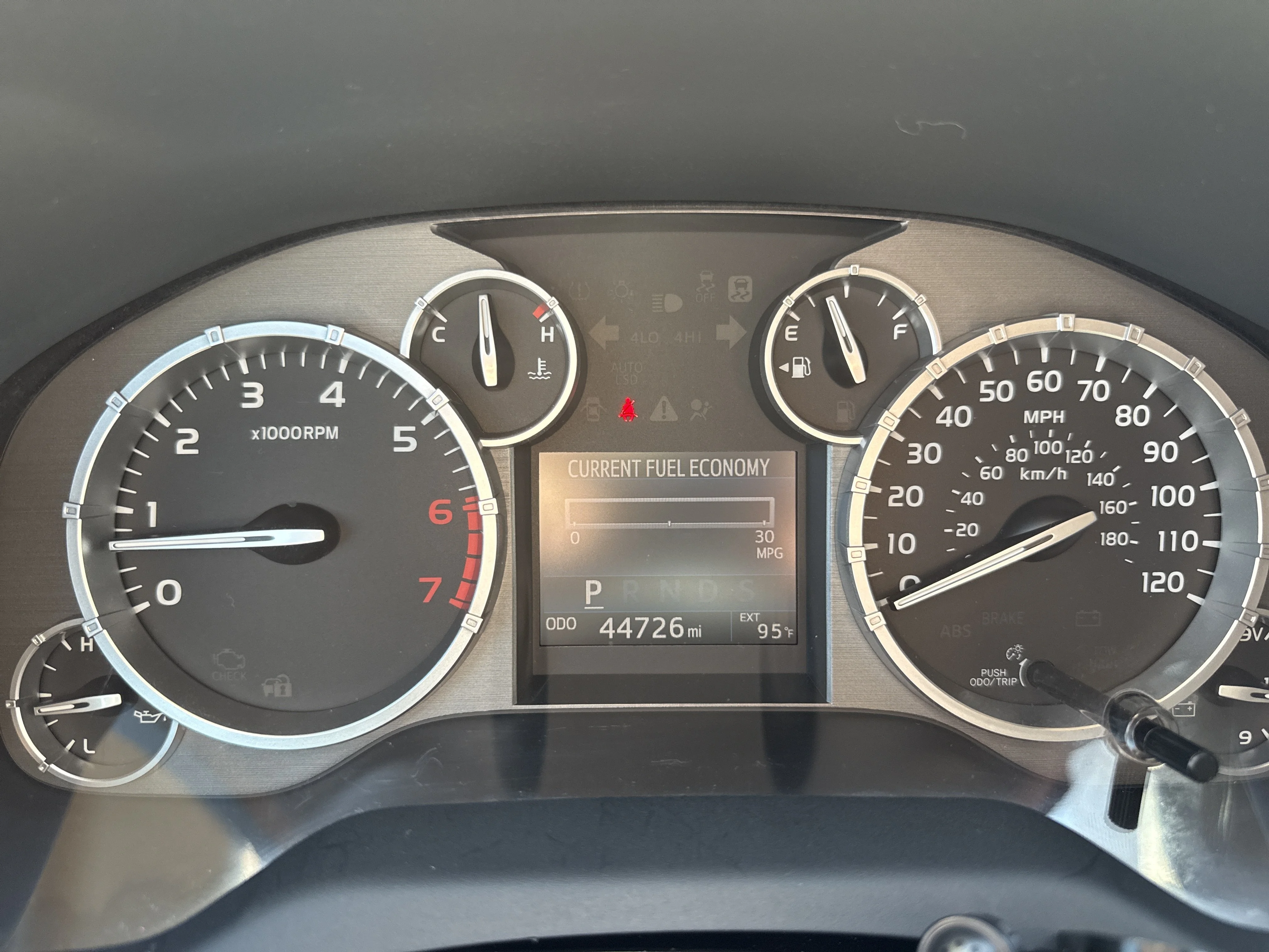 Used 2017 Red Toyota SR5 image 18