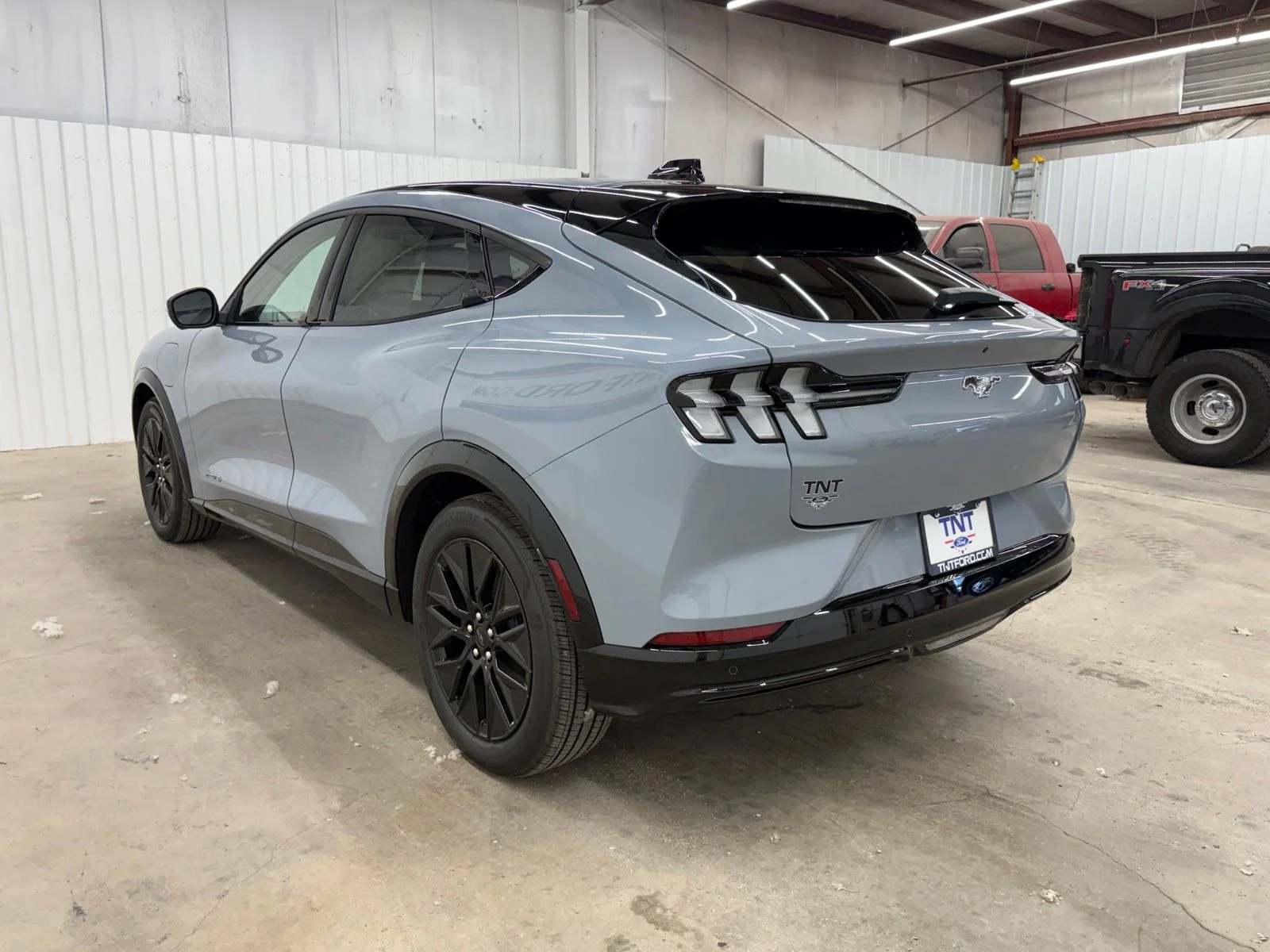 New 2026 Glacier Gray Metallic Tri-coat Ford Premium image 6