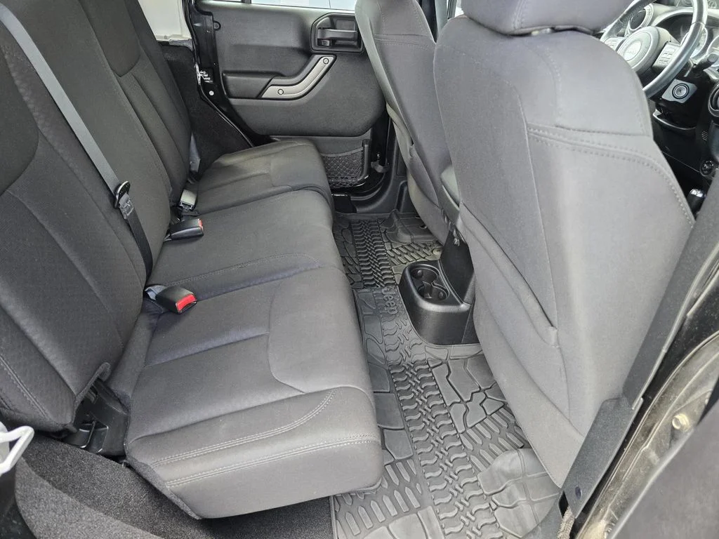 Used 2014 Black Clearcoat Jeep Sport image 23