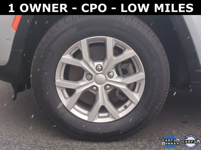 Used 2023 Silver Jeep Limited image 23