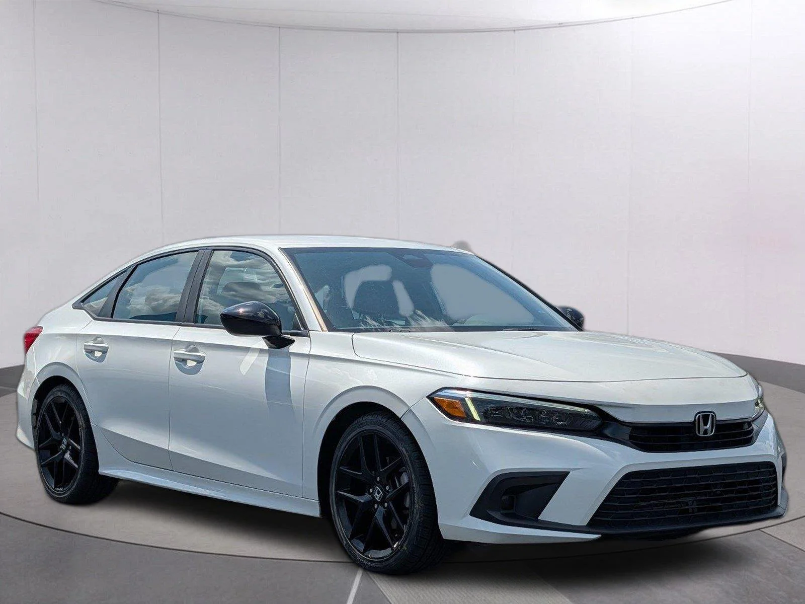 Used 2023 Platinum White Pearl Honda Sport image 7