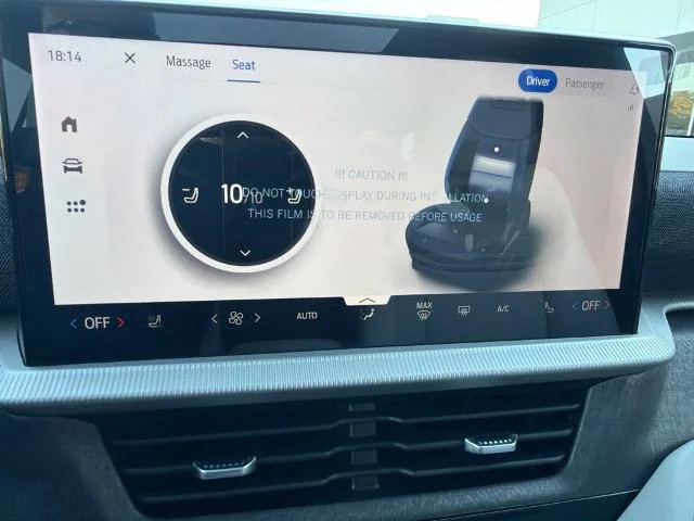 New 2027 Star White Metallic Tri-Coat Ford Platinum™ image 51