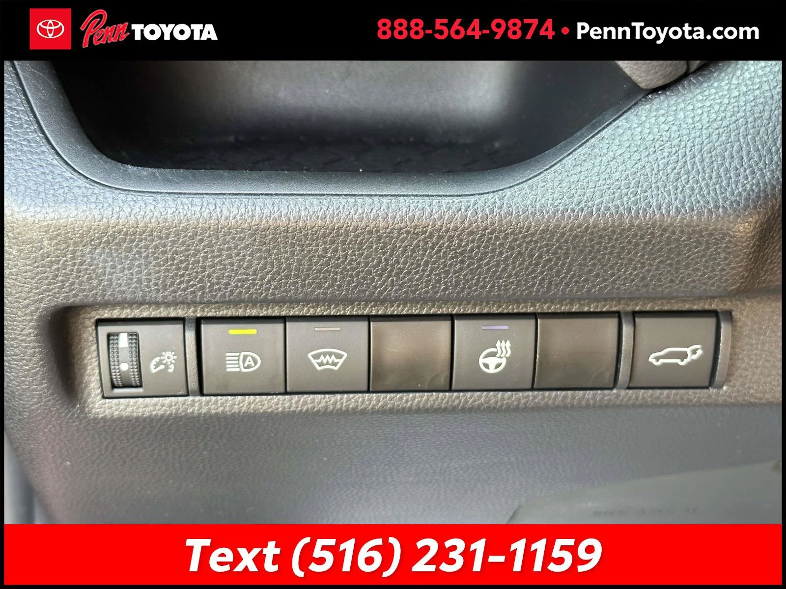 Used 2023 RUBY FLARE PEARL Toyota XLE image 24