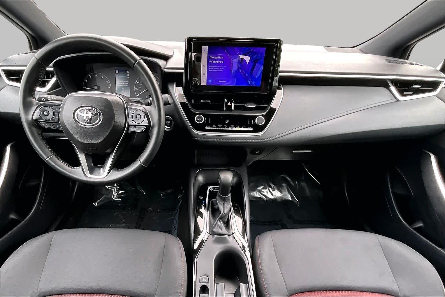Used 2025 Ice Cap Toyota SE image 15