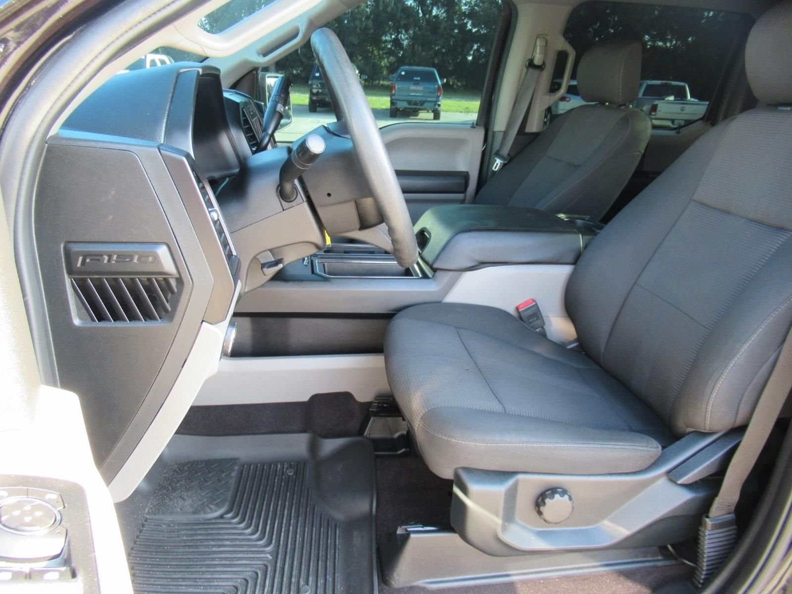 Used 2020 Black Ford XL image 20
