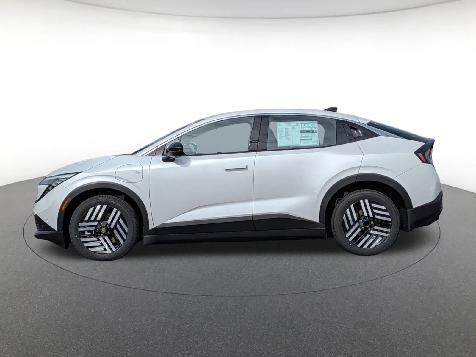 New 2026 Everest White Pearl TriCoat Nissan SV+ image 9