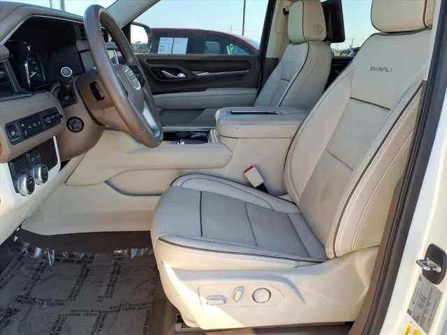 2021 GMC Yukon Denali - Photo 9