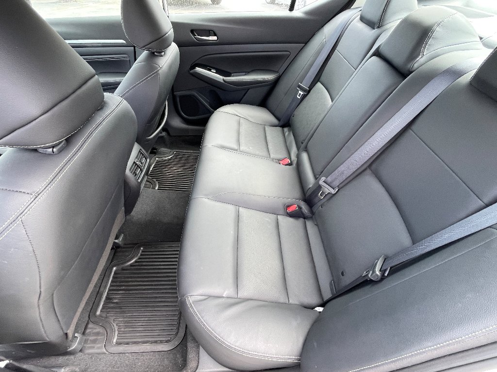 Used 2023 Pearl White Tricoat Nissan 2.5 SL image 16