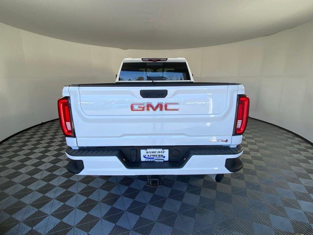 Used 2022 Summit White GMC AT4 image 17