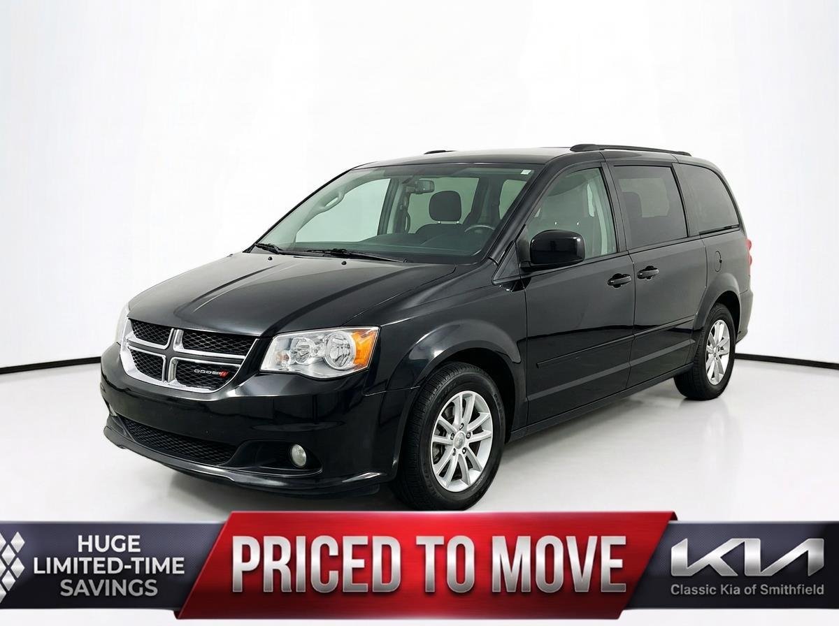 Used 2018 Black Onyx Crystal Pearlcoat Dodge SXT image 1
