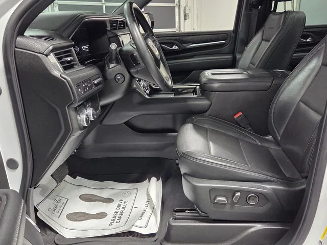 Used 2024 White GMC Denali image 5
