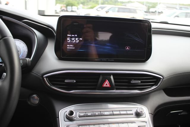Used 2022 Silver Hyundai SEL image 4
