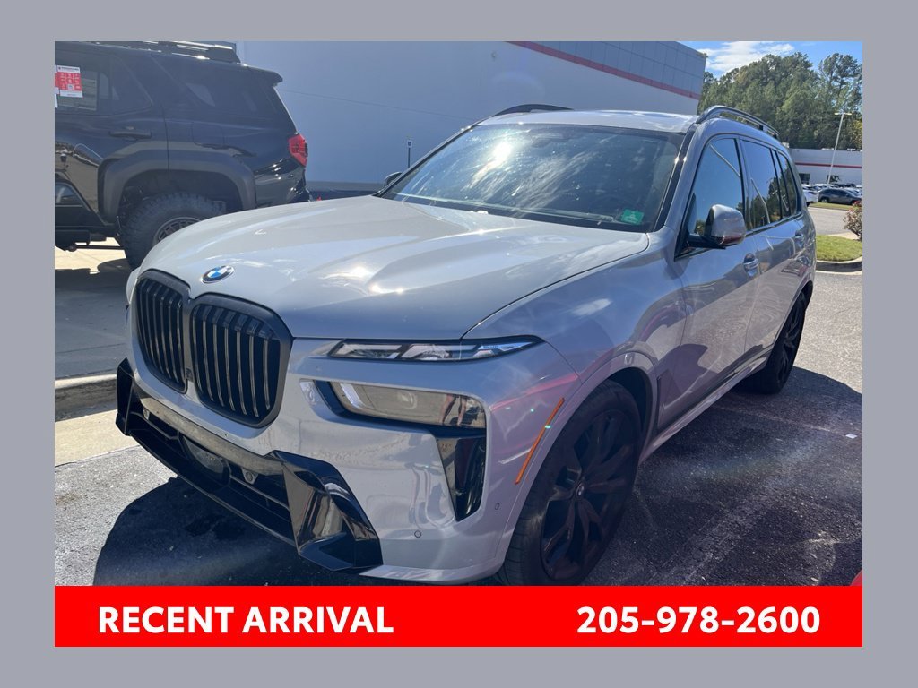 Used 2026 Gray BMW xDrive40i image 1