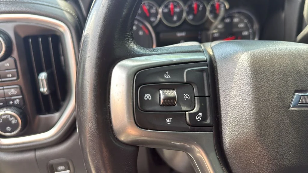 Used 2021 Gray Chevrolet RST image 21
